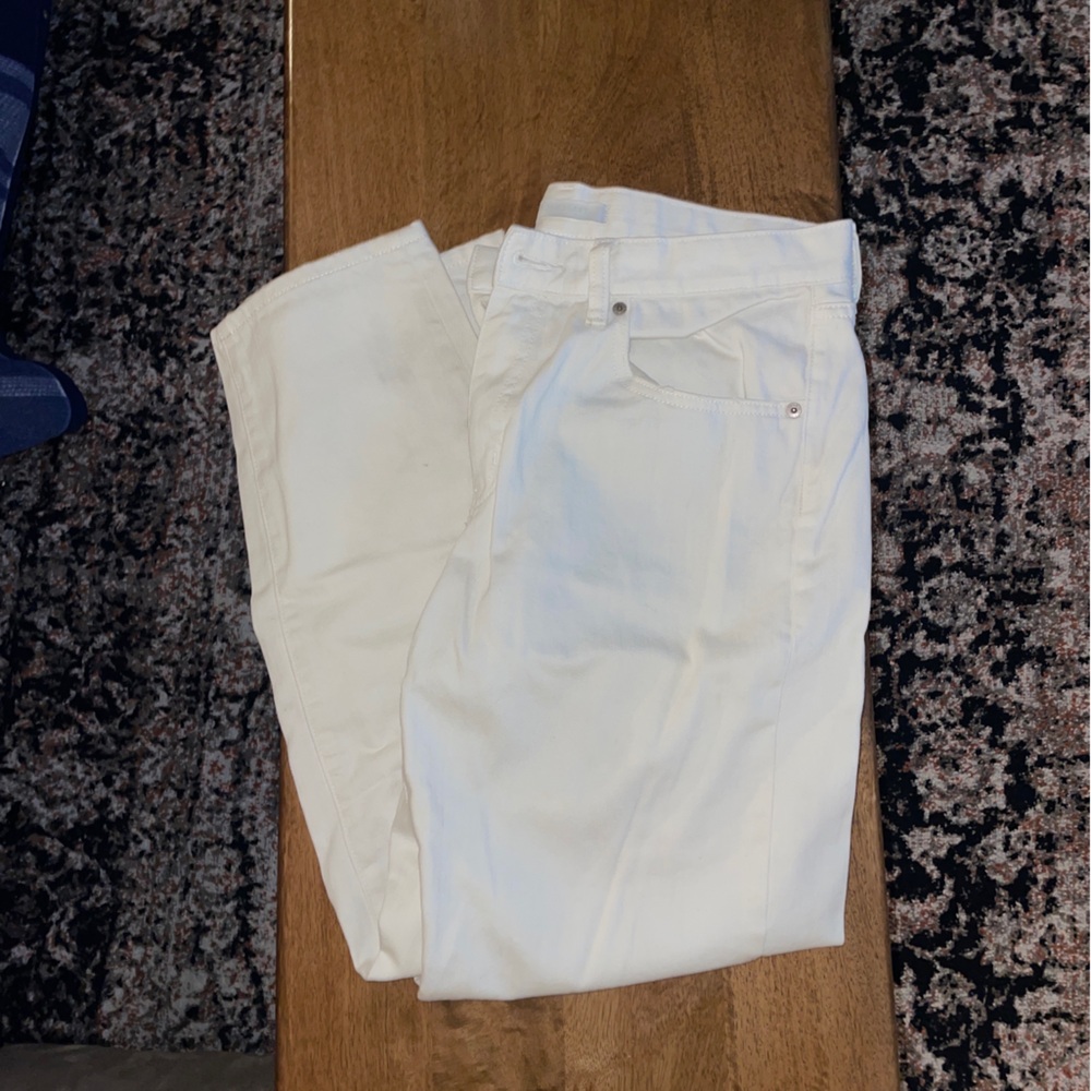 Like New: White Uniqlo Jeans